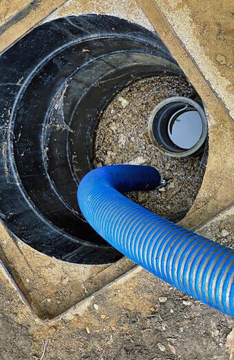 https://plumberkarrinyup.com.au/uploads/2025/06/pipe-relining-84958.jpg